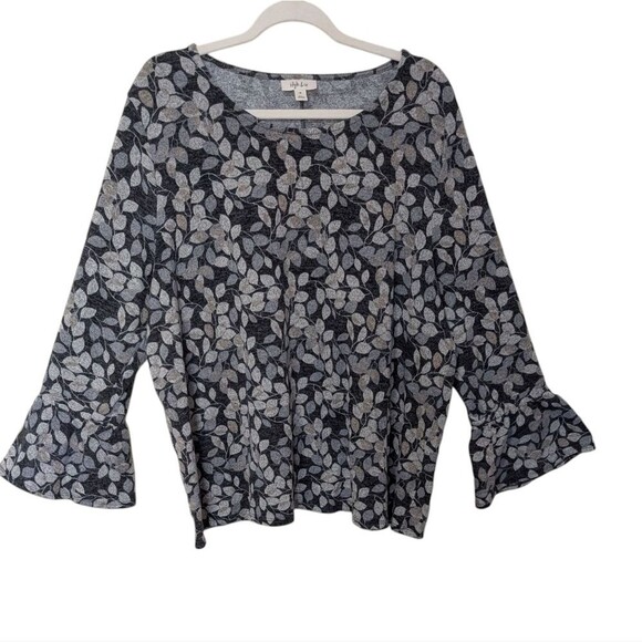 Style & Co. Tops - Style & Co knit top women's 3X leaf print lantern sleeve scoop neck plus
